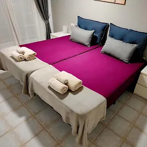 El Mirador Cristianos Apartment